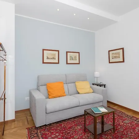 Apartment L'attico Tra Le Alpi By Wonderful Italy